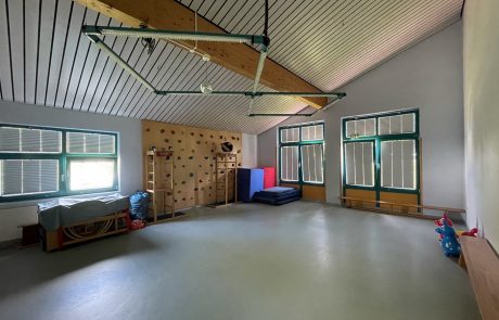 Bild Innen Turnbereich Höchstenbach